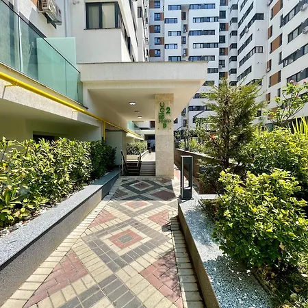 Apartment Adress Dd14 *